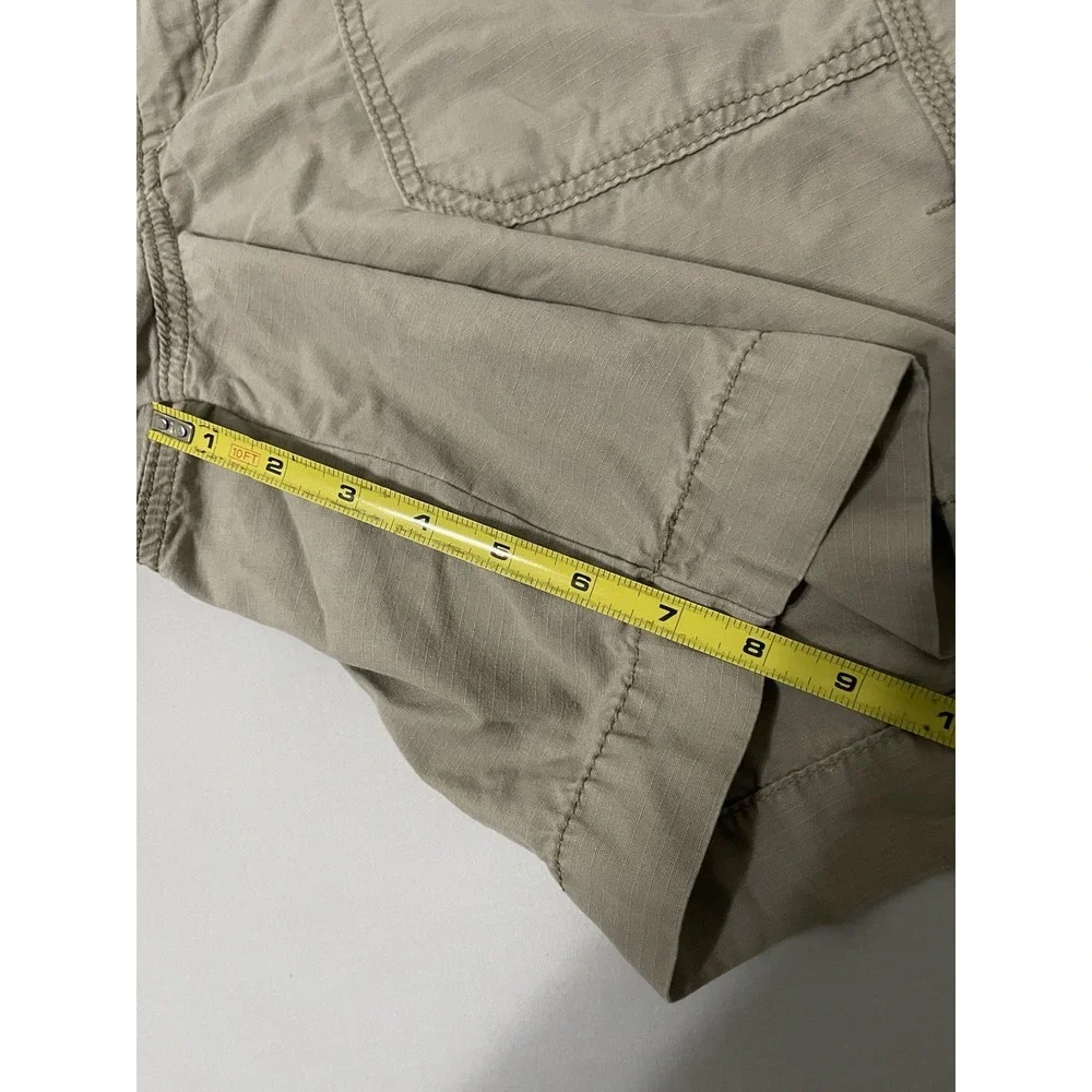 Women's Carhartt Relaxed Fit Roll‎ Up Cargo Short Size 8 Beige